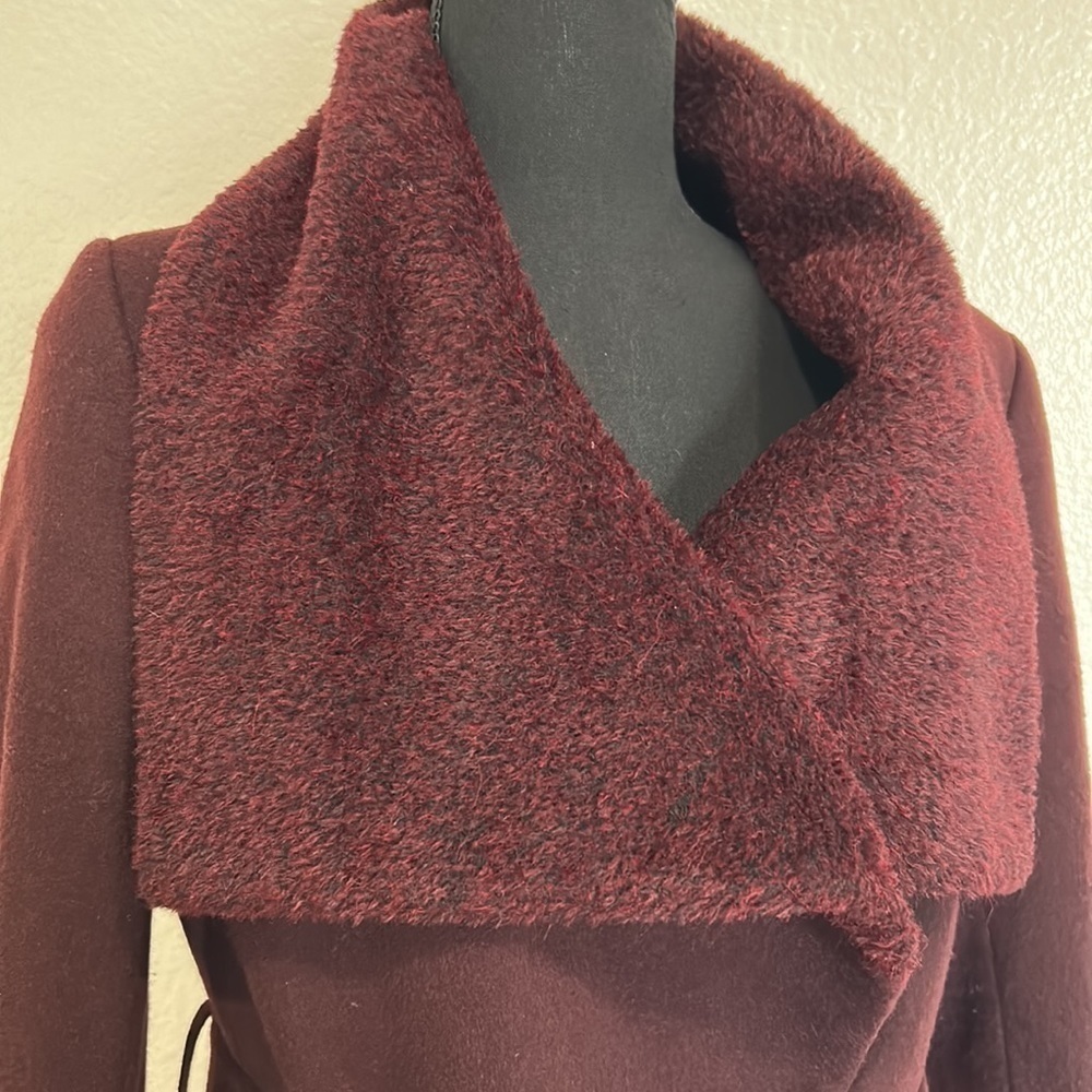 Trina Turk Coat - Picture 3 of 12